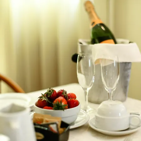 Adriana Hotel