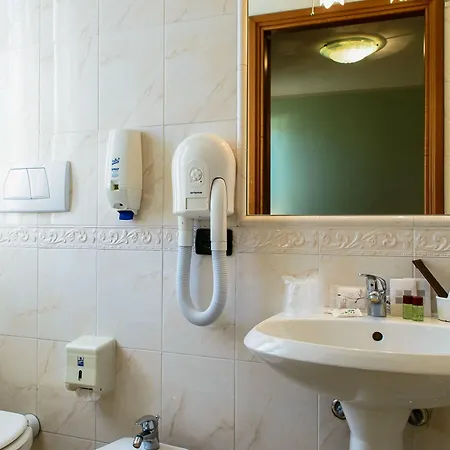 Otel Adriana