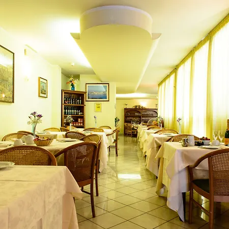 Adriana Hotel
