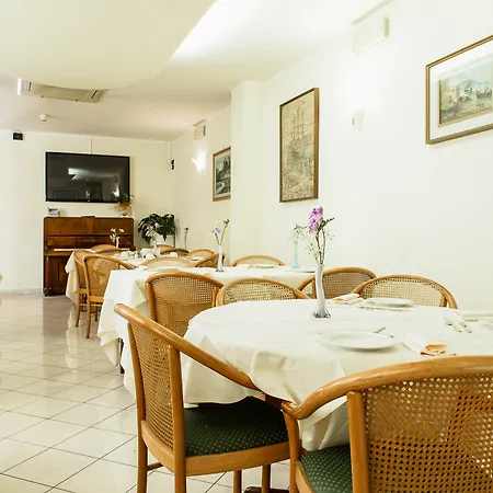 Otel Adriana Viareggio